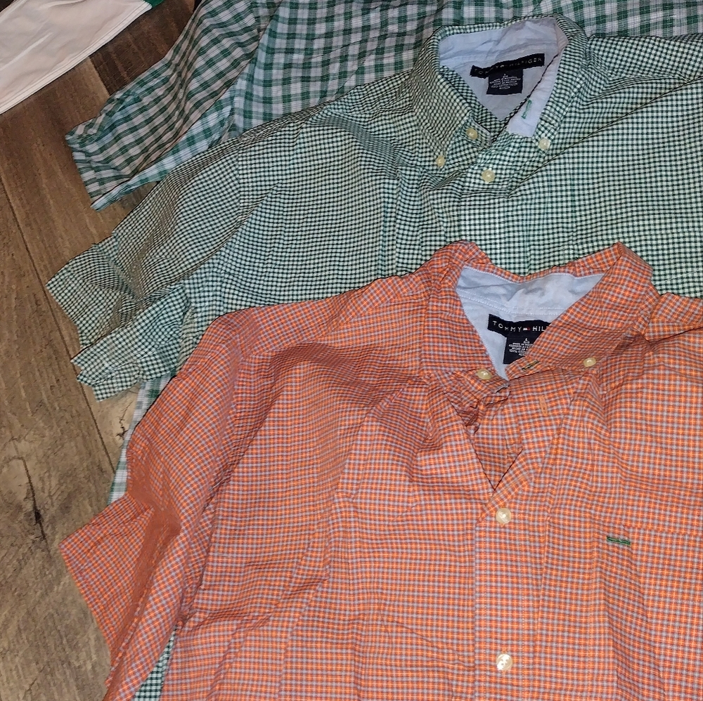 TOMMY HILFIGER, lot of 4 w/FREE POETA MODA